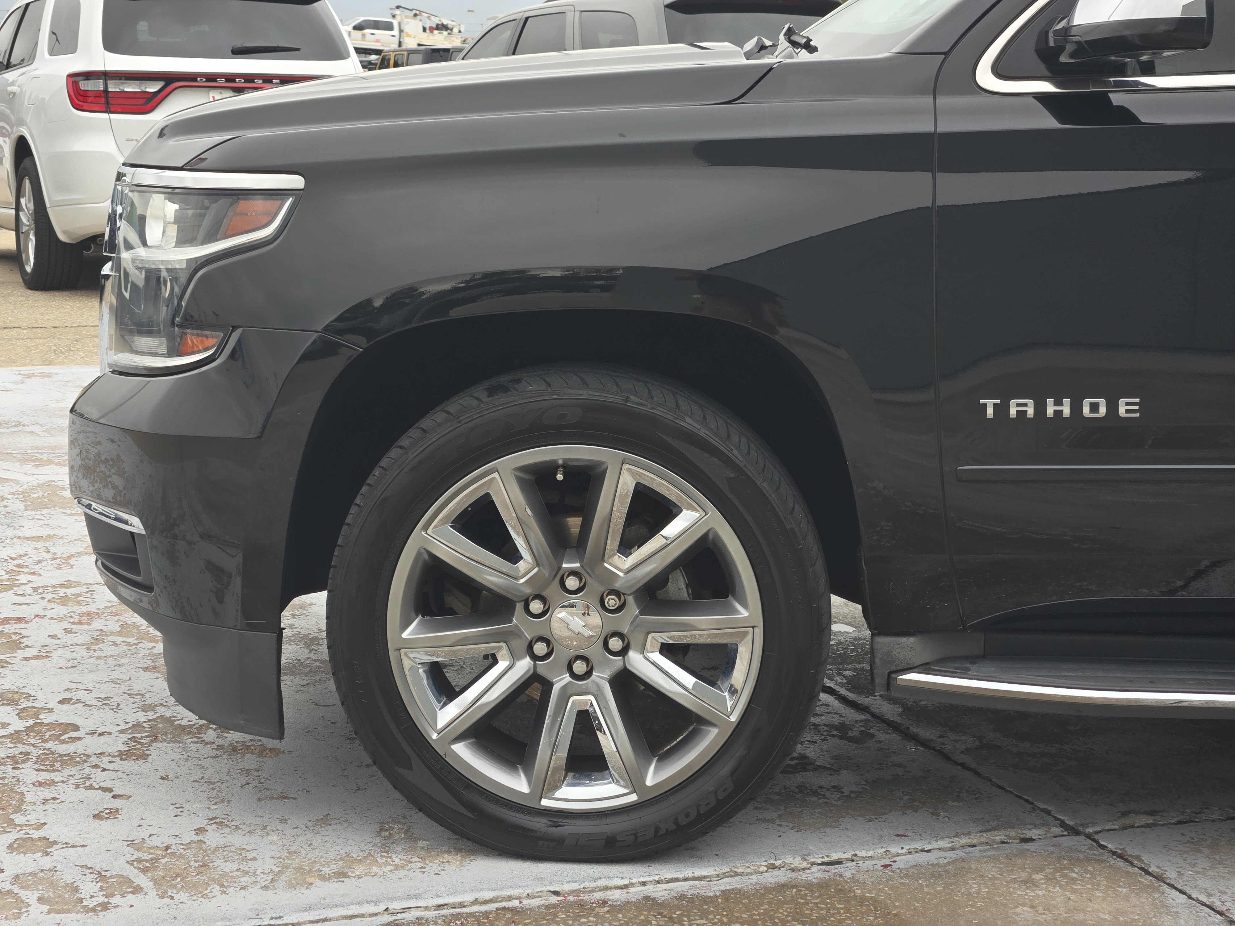 Used 2015 Chevrolet Tahoe LTZ AWD/4WD image 8