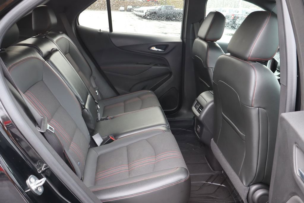 Used 2023 Chevrolet Equinox RS image 19
