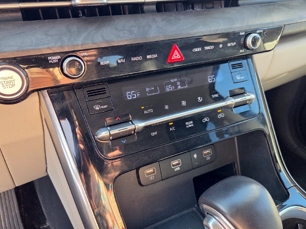 Certified 2024 Kia Carnival SX FWD image 24