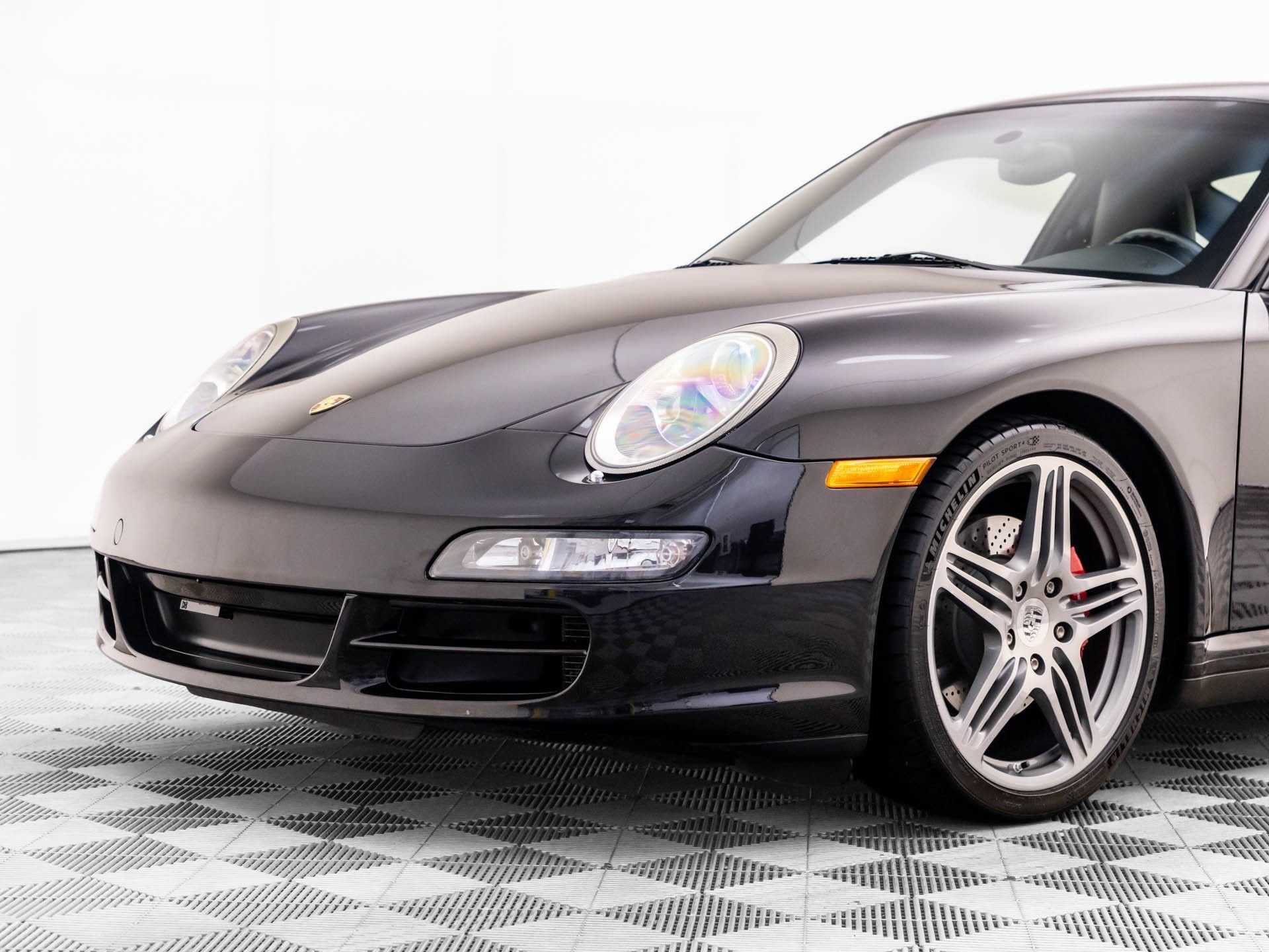 Used 2008 Porsche 911 Carrera 4S AWD/4WD image 37