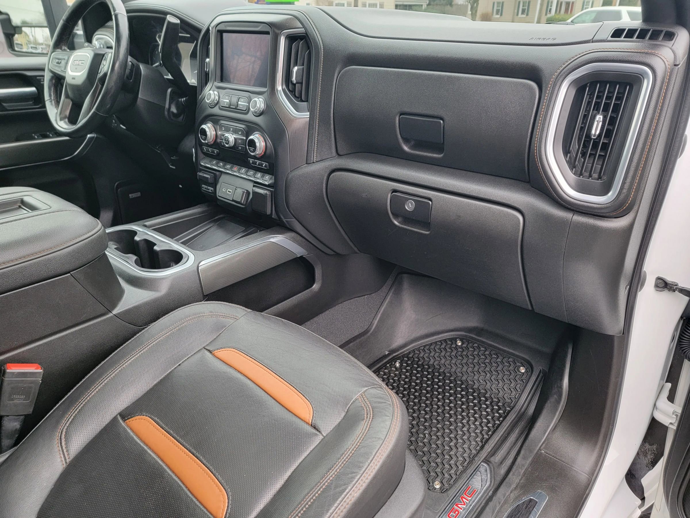 Used 2021 GMC Sierra 2500 AT4 w/ AT4 Premium Plus Package image 11