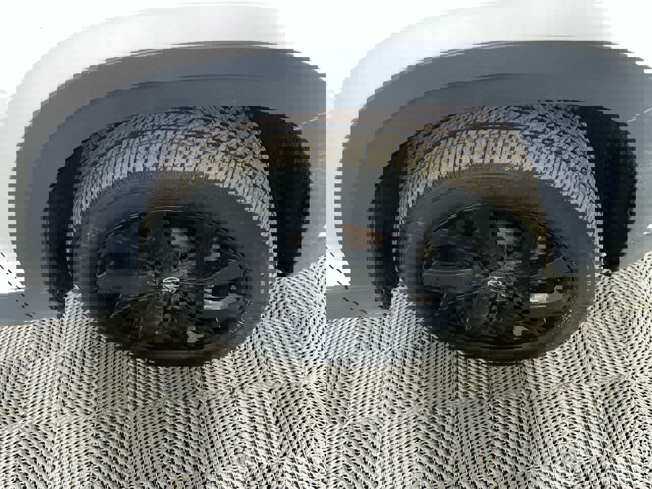 Used 2022 Volkswagen Taos SE w/ Panoramic Sunroof Package image 10