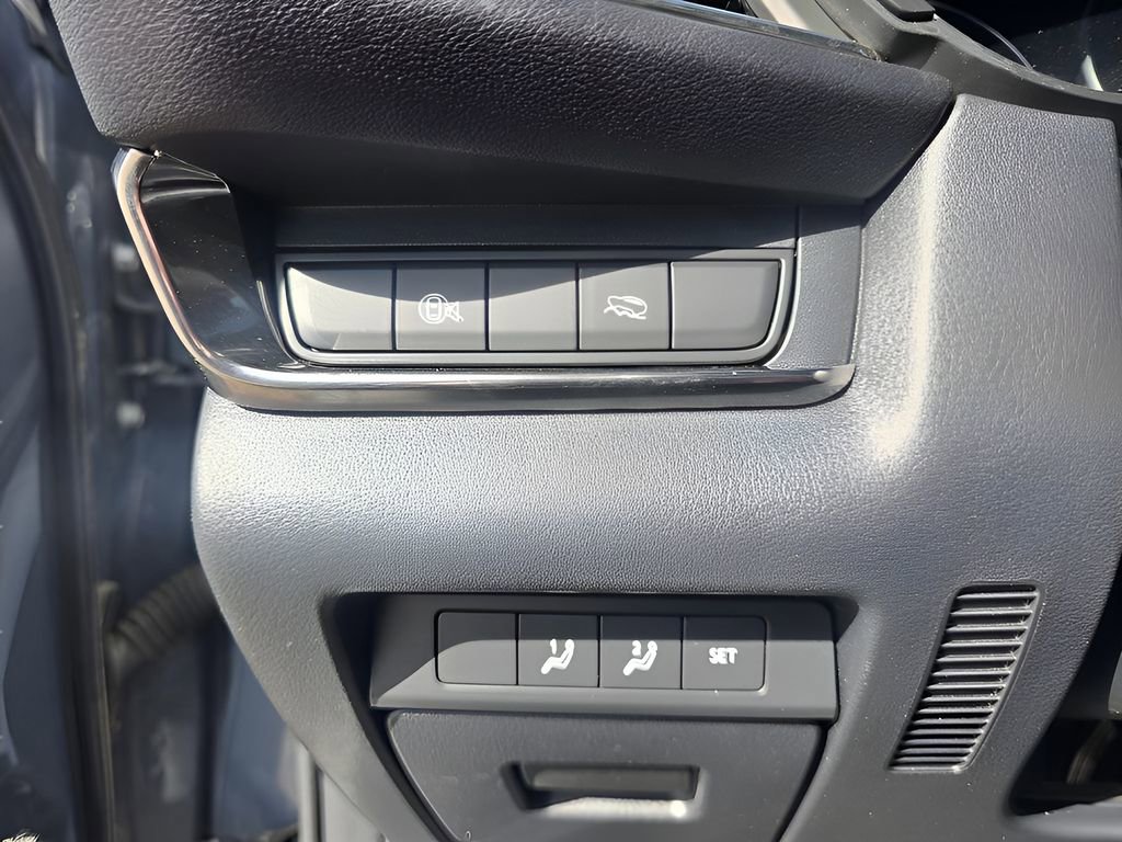 Used 2025 MAZDA CX-30 AWD 2.5 S w/ Preferred Package image 15