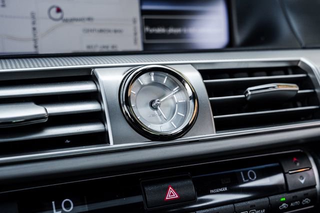 Used 2013 Lexus LS 460 w/ F-Sport Pkg RWD image 19