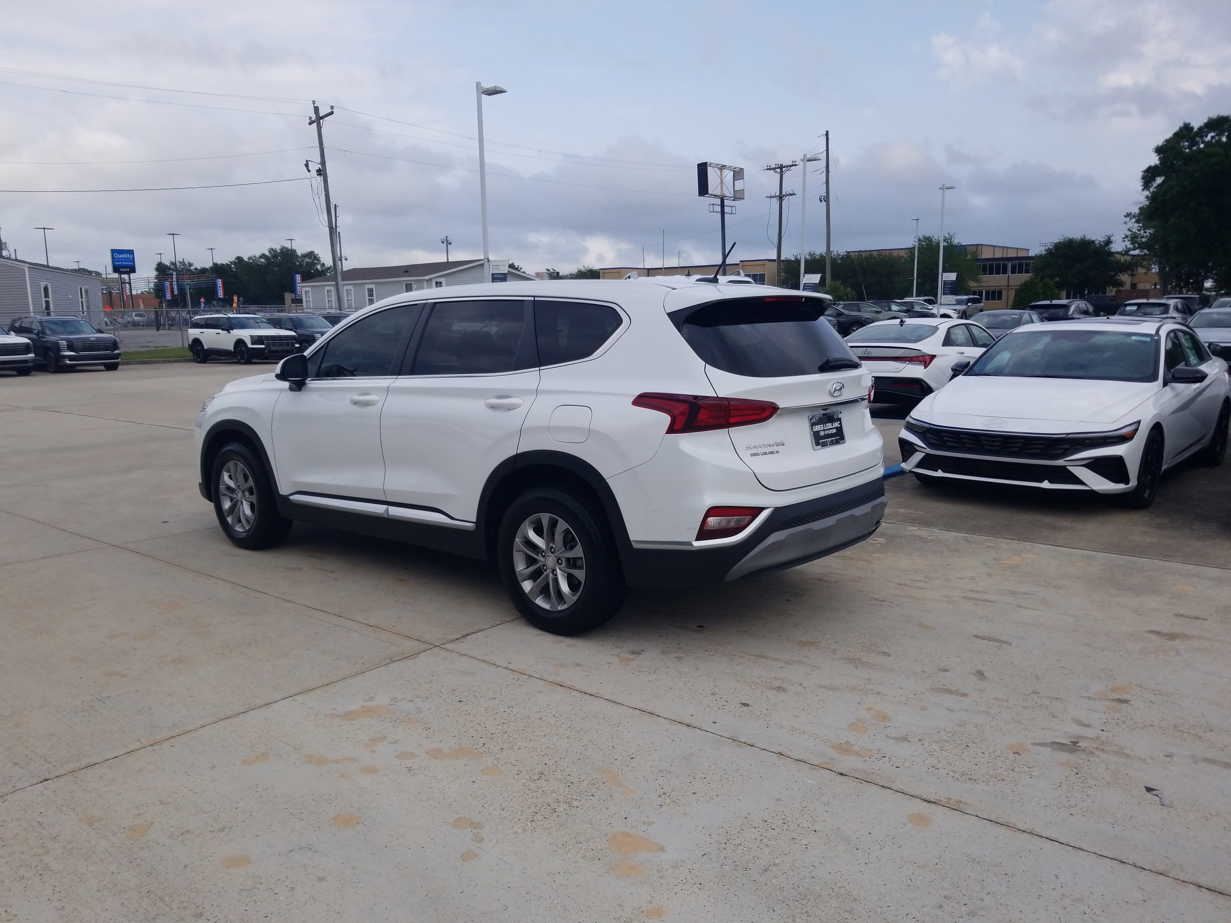Used 2019 Hyundai Santa Fe SE FWD image 5