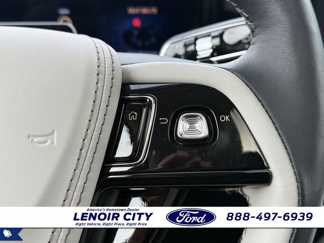 Used 2025 Lincoln Aviator Reserve w/ Equipment Group 201A image 21