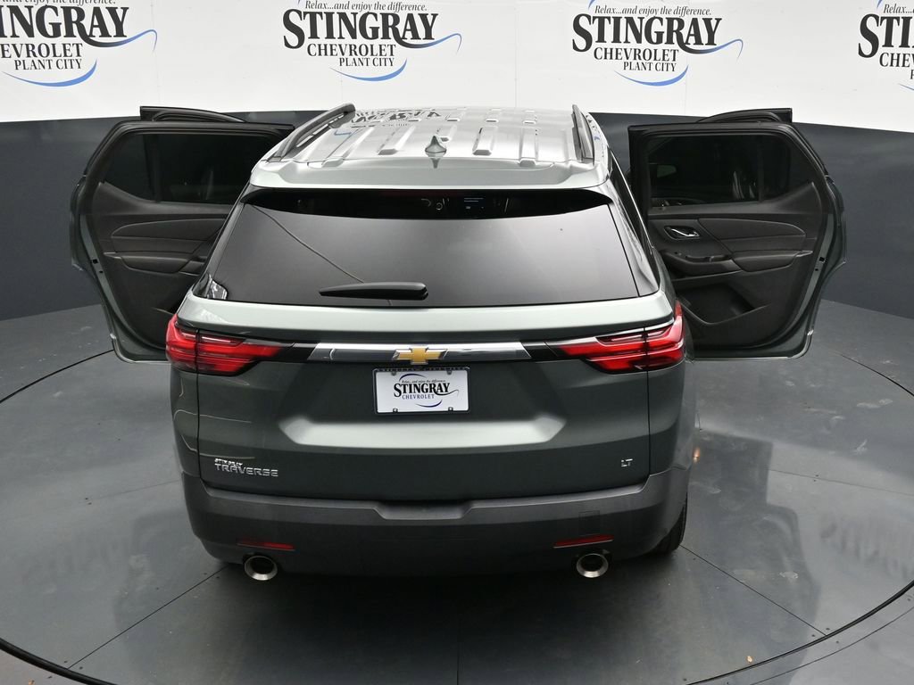 Used 2023 Chevrolet Traverse LT FWD image 26