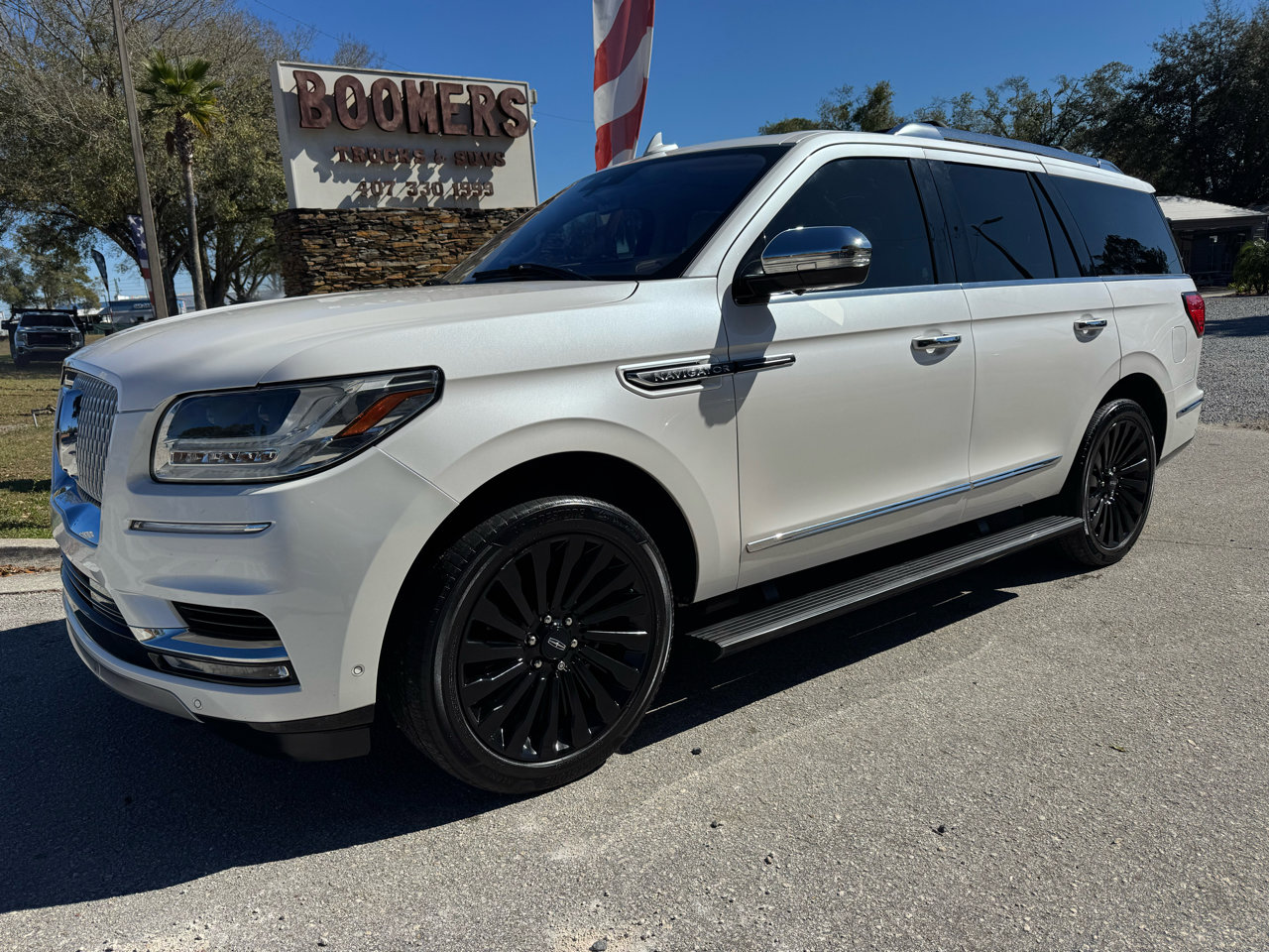 Used 2018 Lincoln Navigator Black Label w/ Cargo Package image 1