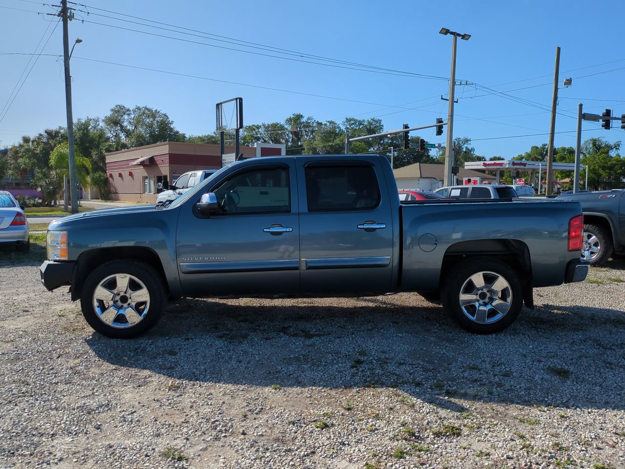 Used 2011 Chevrolet Silverado 1500 LT w/ Regional Value Package RWD image 7