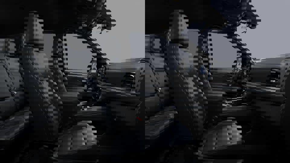 New 2025 Chevrolet Suburban LT image 9