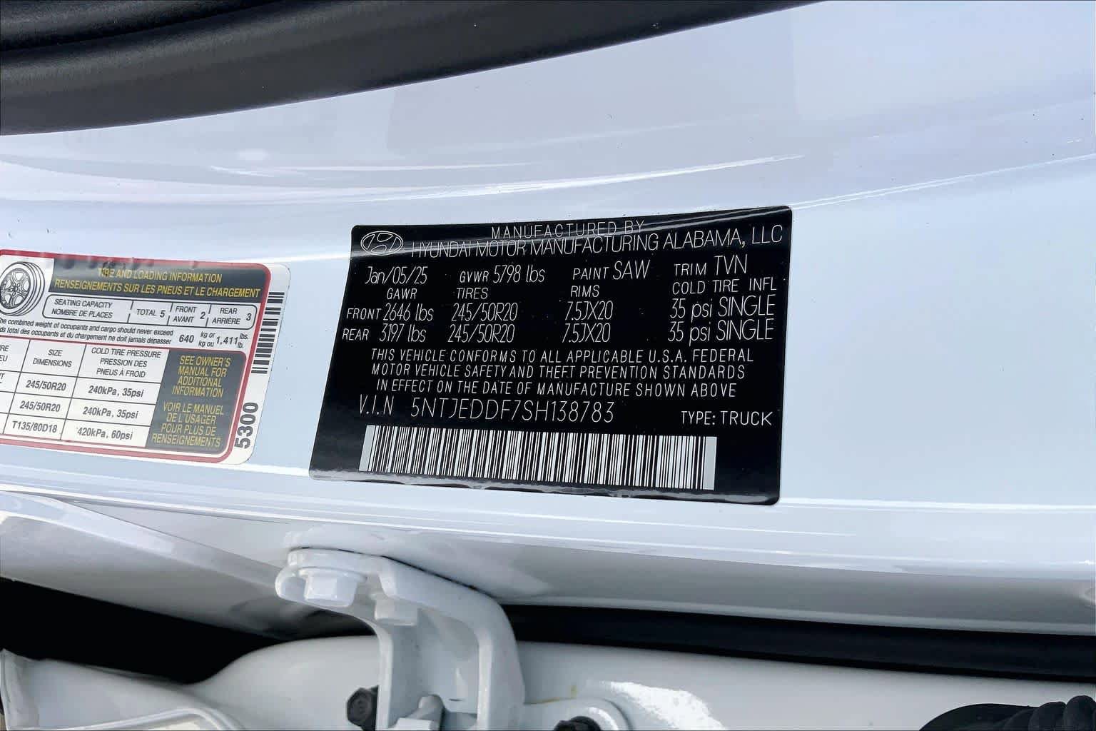 Used 2025 Hyundai Santa Cruz Limited AWD/4WD image 33
