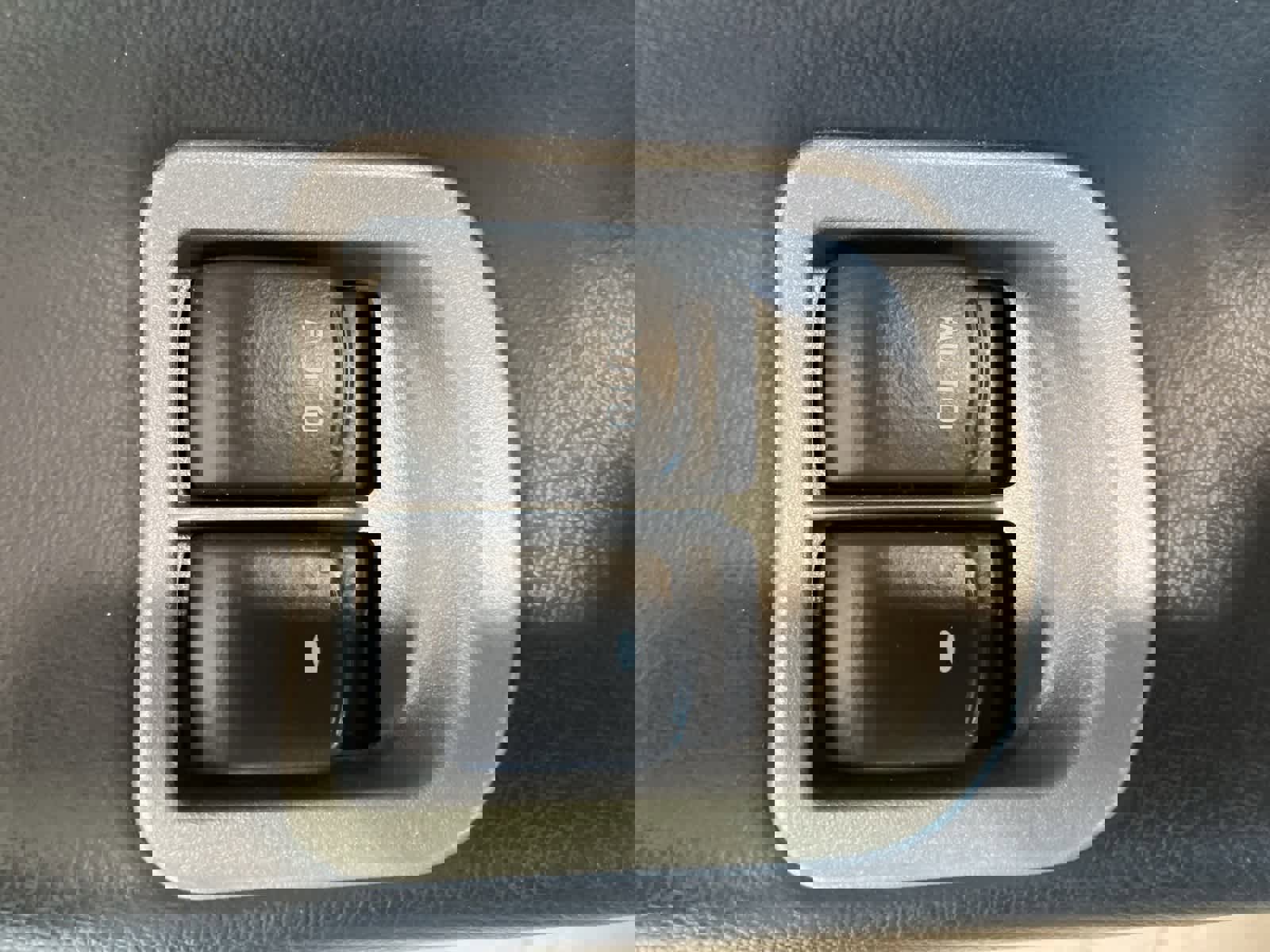 Used 2007 Pontiac Solstice Convertible w/ Premium Package image 11