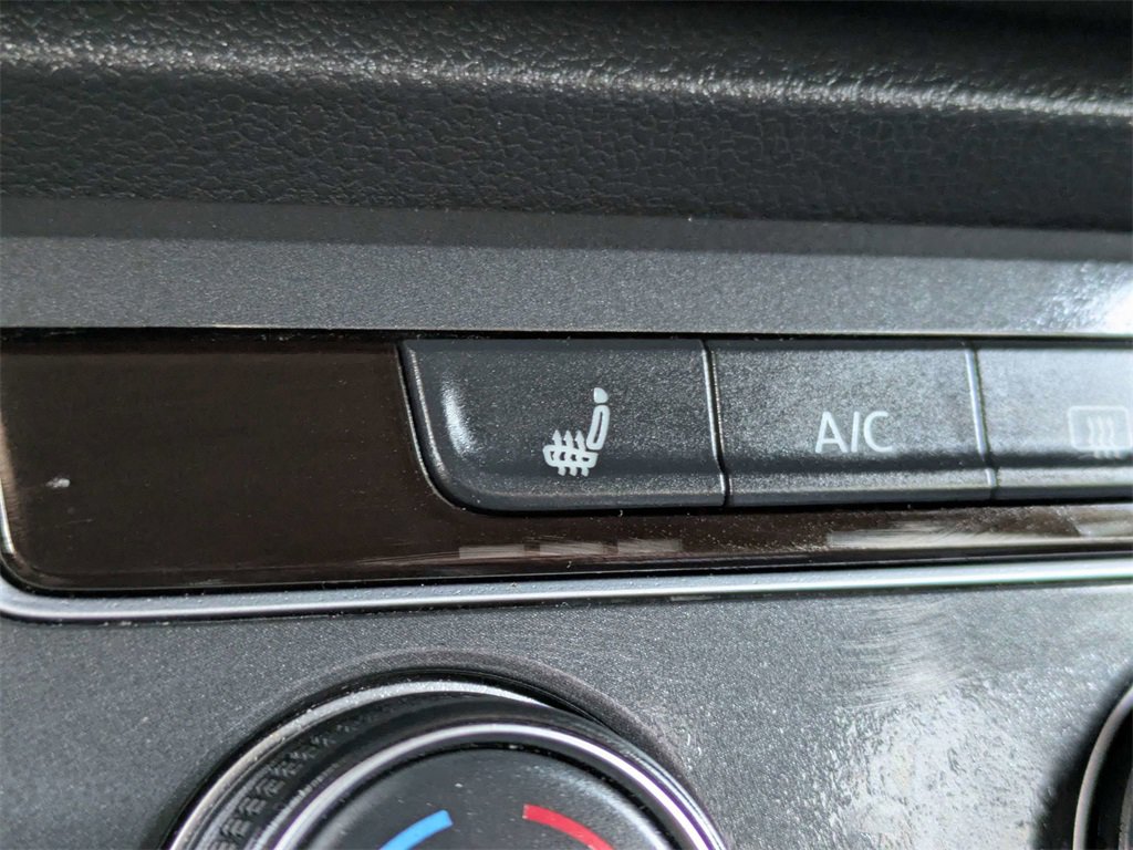 Used 2024 Volkswagen Tiguan S image 24