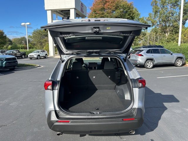 Used 2024 Toyota RAV4 XLE image 7