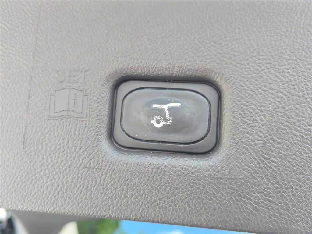 Used 2023 Lincoln Nautilus Black Label AWD/4WD image 29