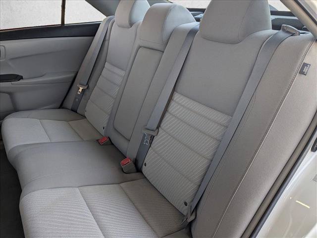 Used 2016 Toyota Camry LE FWD image 18