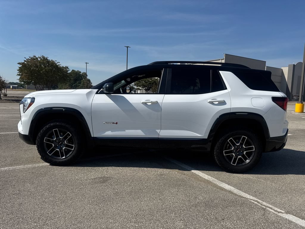 Used 2026 GMC Terrain AT4 w/ Convenience Package III AWD/4WD image 3