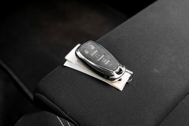 Used 2021 Chevrolet Camaro LT w/ Technology Package RWD image 51