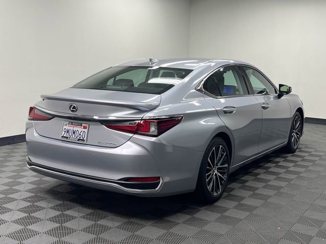 Used 2024 Lexus ES 300h w/ Premium Package image 5