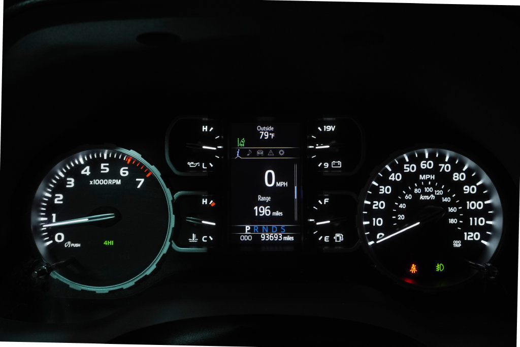 Used 2018 Toyota Tundra SR5 w/ TRD Sport Package AWD/4WD image 24