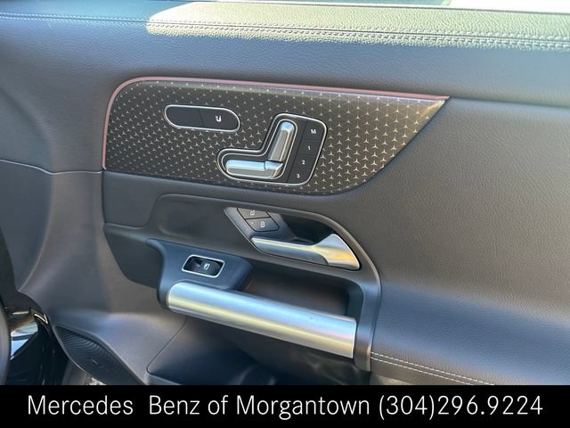 Certified 2025 Mercedes-Benz GLA 250 4MATIC image 15