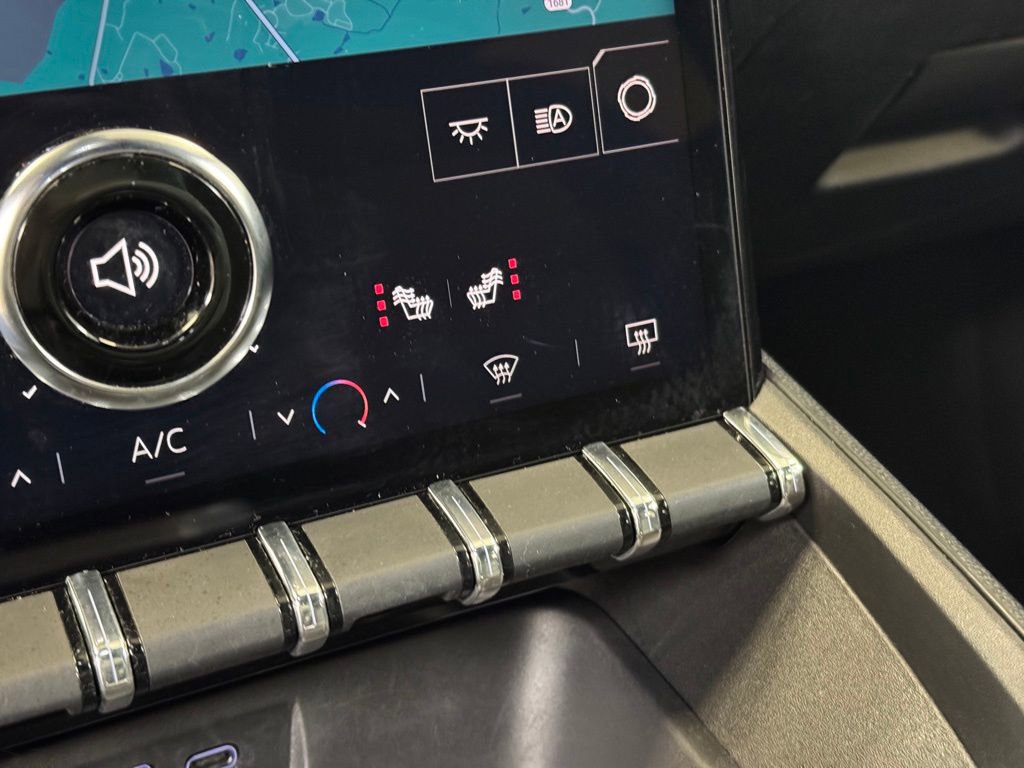 Used 2025 GMC Terrain Elevation image 36