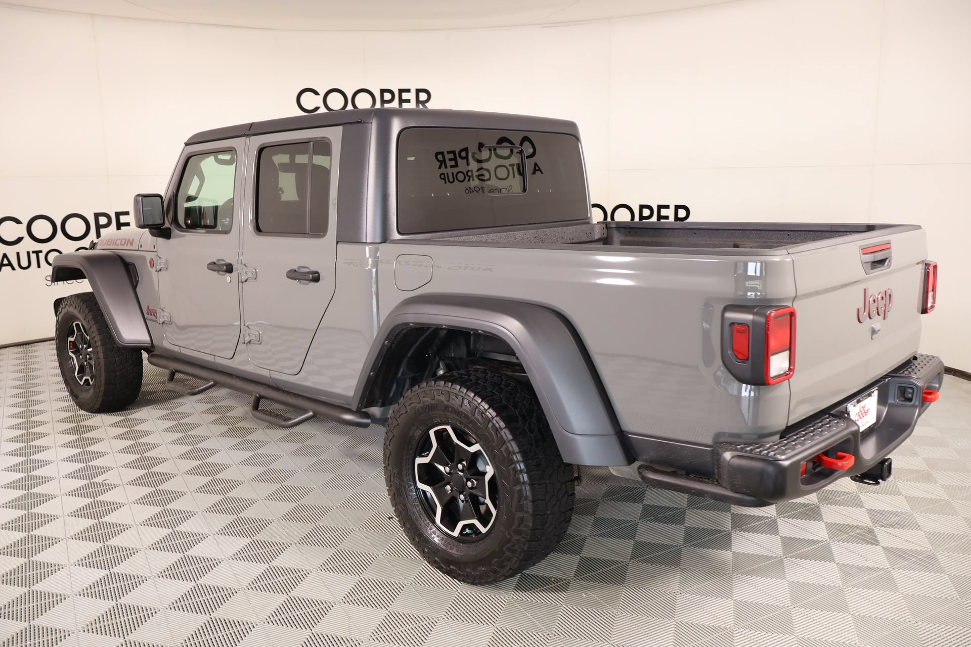 Used 2021 Jeep Gladiator Rubicon AWD/4WD image 22