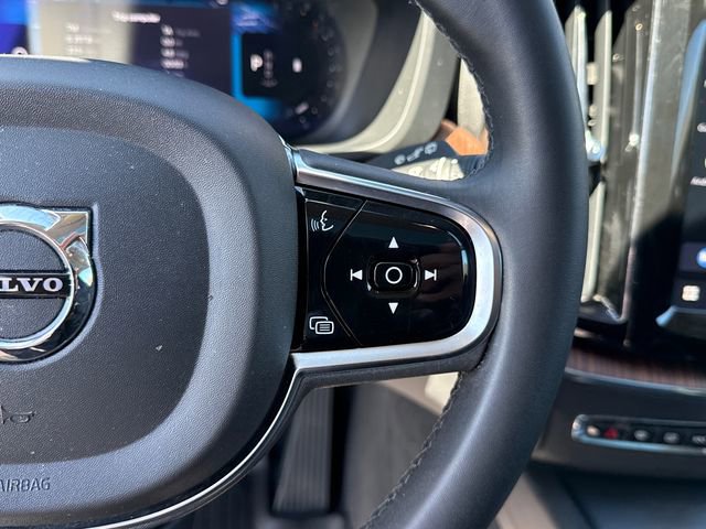 Certified 2024 Volvo XC60 B5 Plus w/ Protection Package Premier image 16