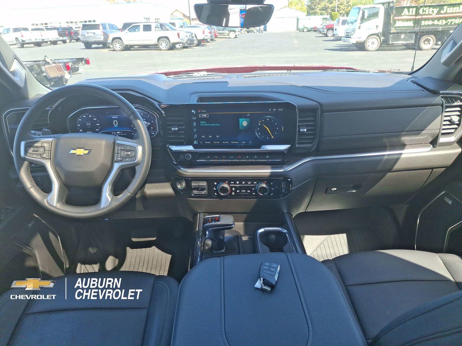 Certified 2024 Chevrolet Silverado 1500 LTZ AWD/4WD image 9