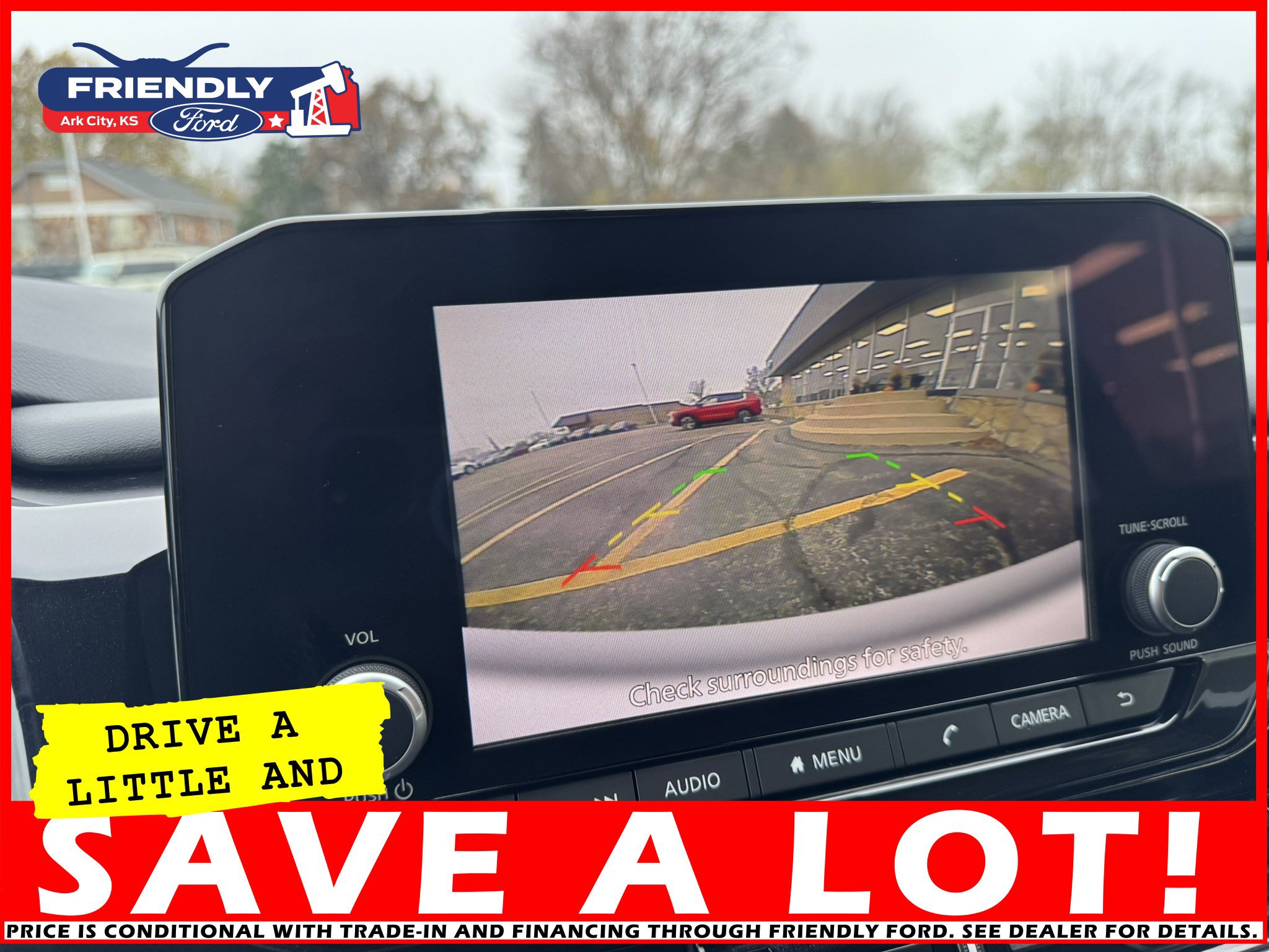 Used 2024 Nissan Pathfinder SV image 29