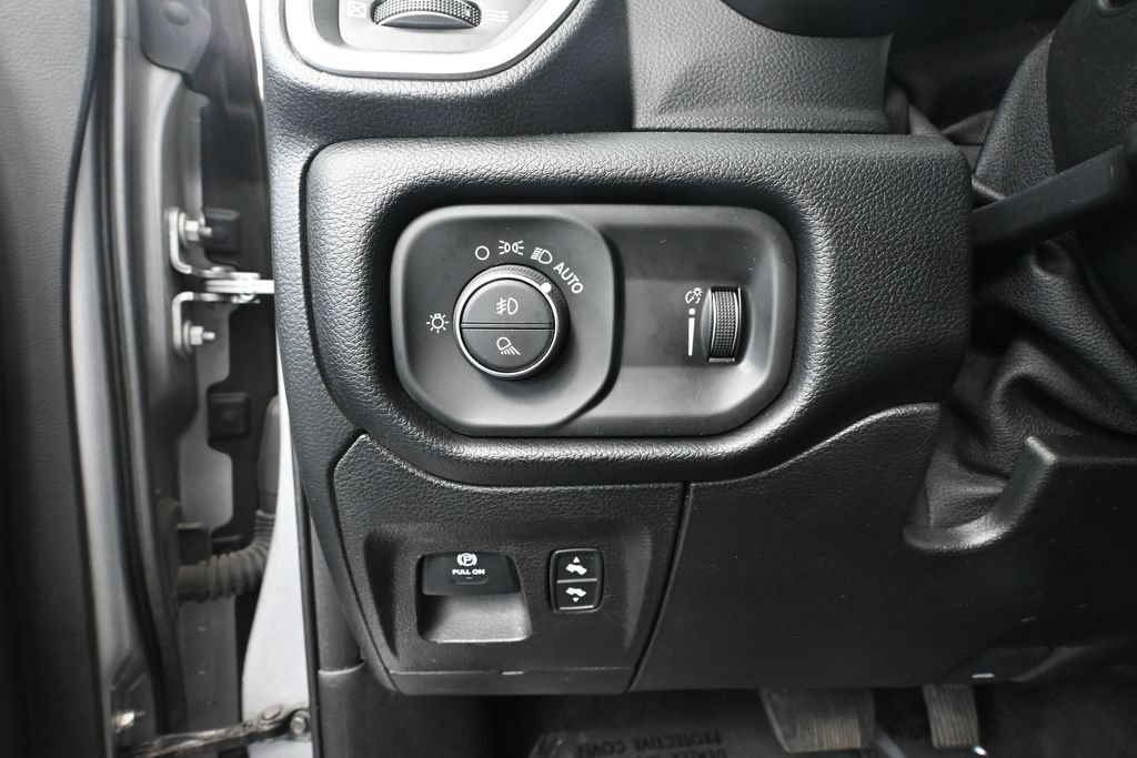 Used 2021 RAM 1500 Big Horn AWD/4WD image 34