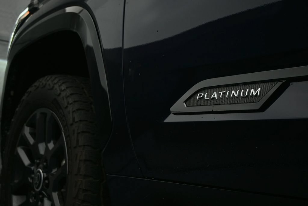Used 2024 Toyota Tundra Platinum AWD/4WD image 15