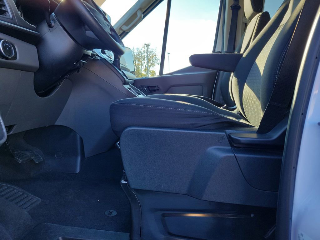 Certified 2023 Ford Transit 350 XLT image 18