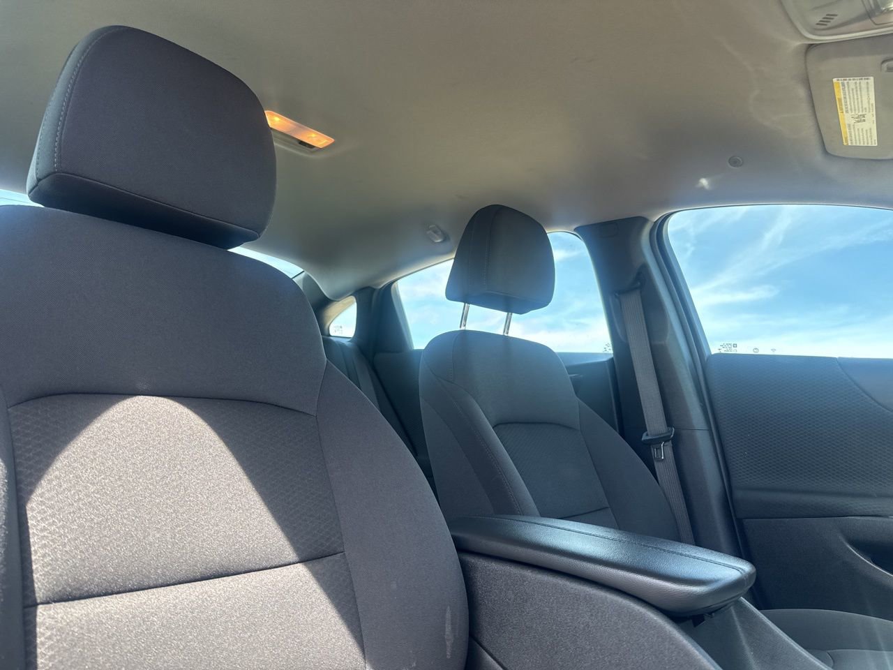 Used 2025 Chevrolet Malibu LT image 23