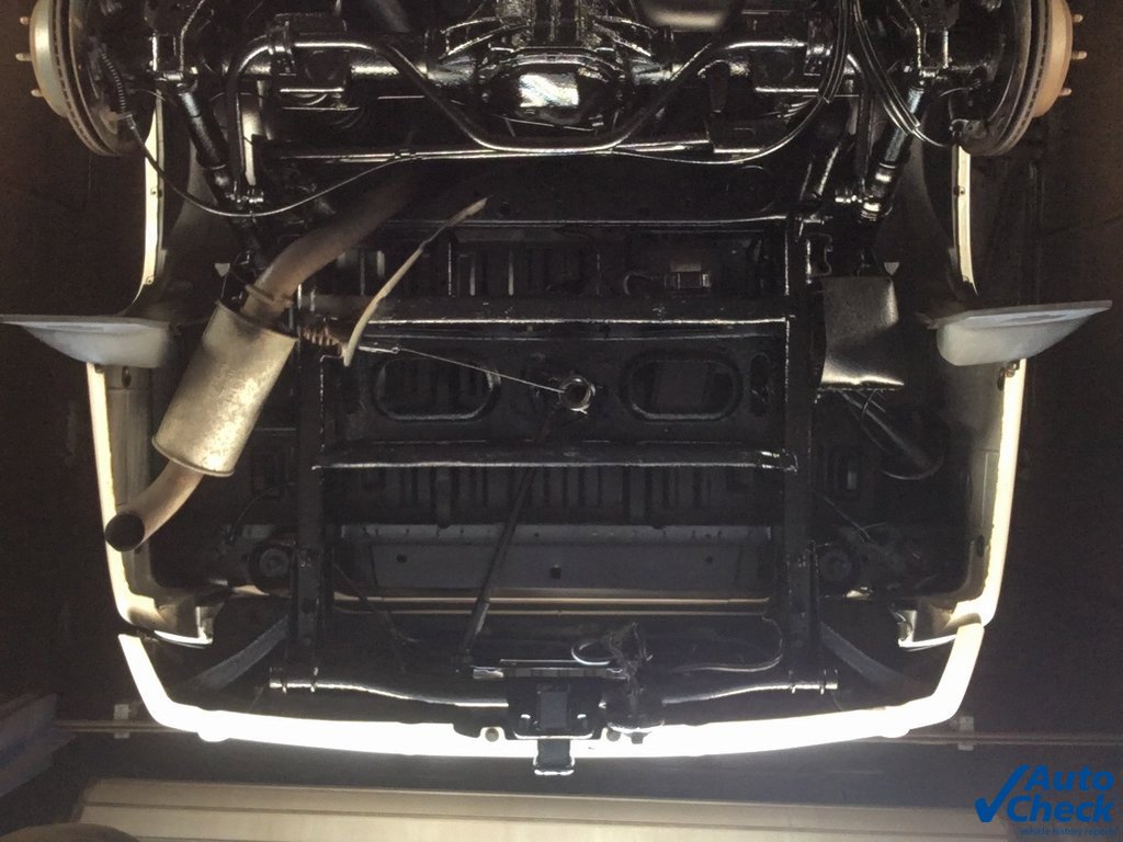 Used 2011 Chevrolet Avalanche LTZ image 14