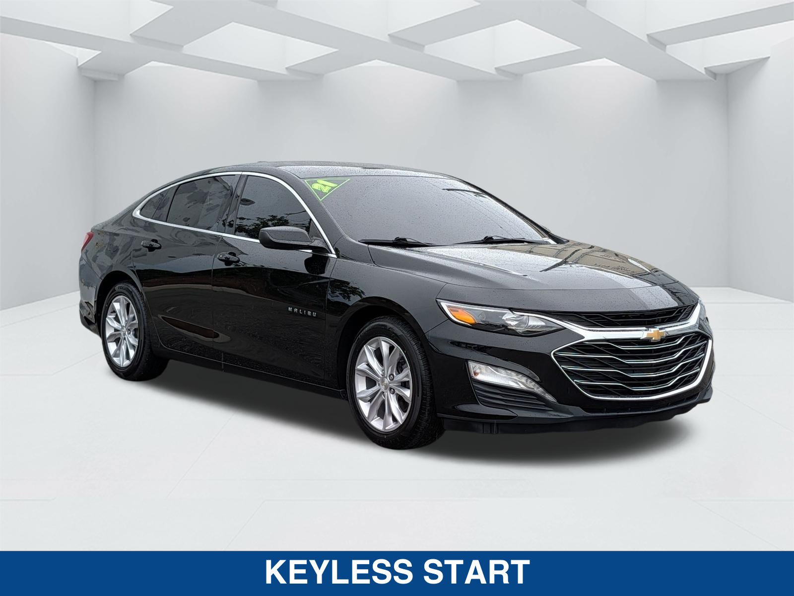 Used 2021 Chevrolet Malibu LT FWD image 3