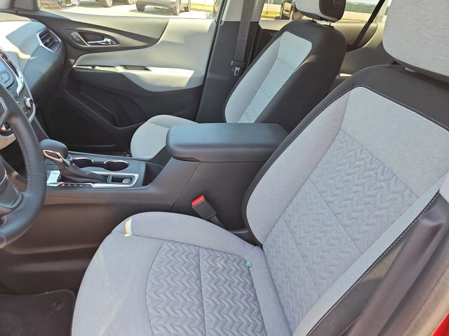 Used 2024 Chevrolet Equinox LT FWD image 16