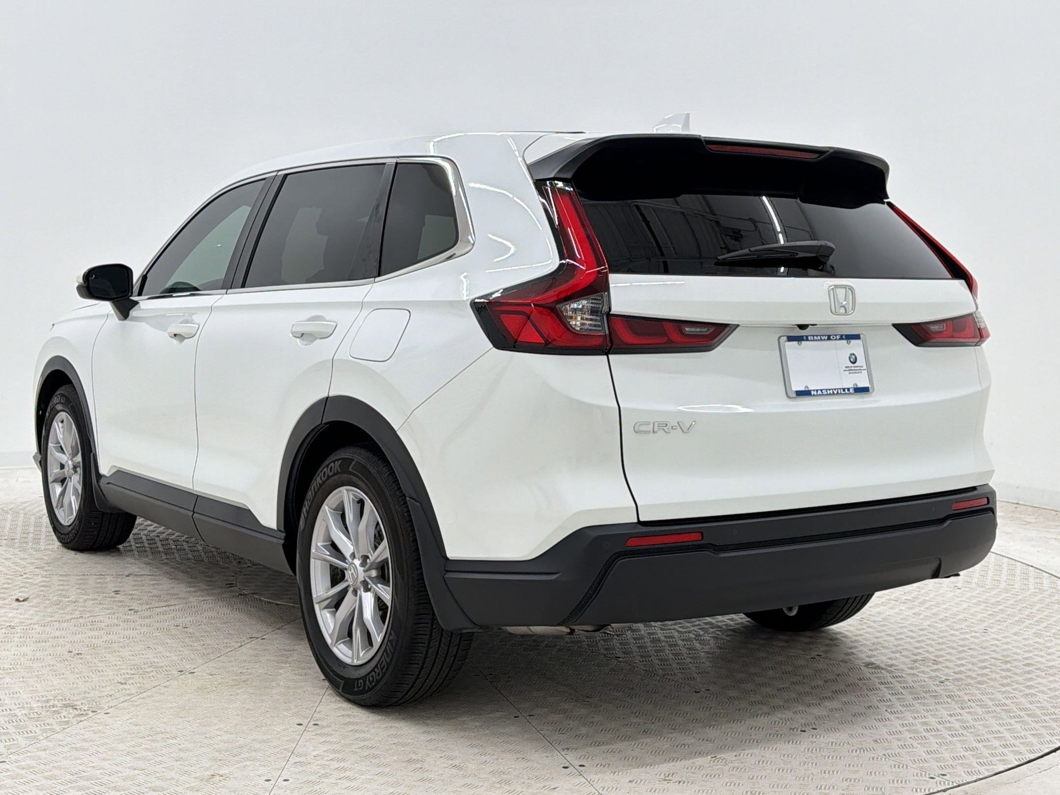 Used 2024 Honda CR-V EX-L image 3