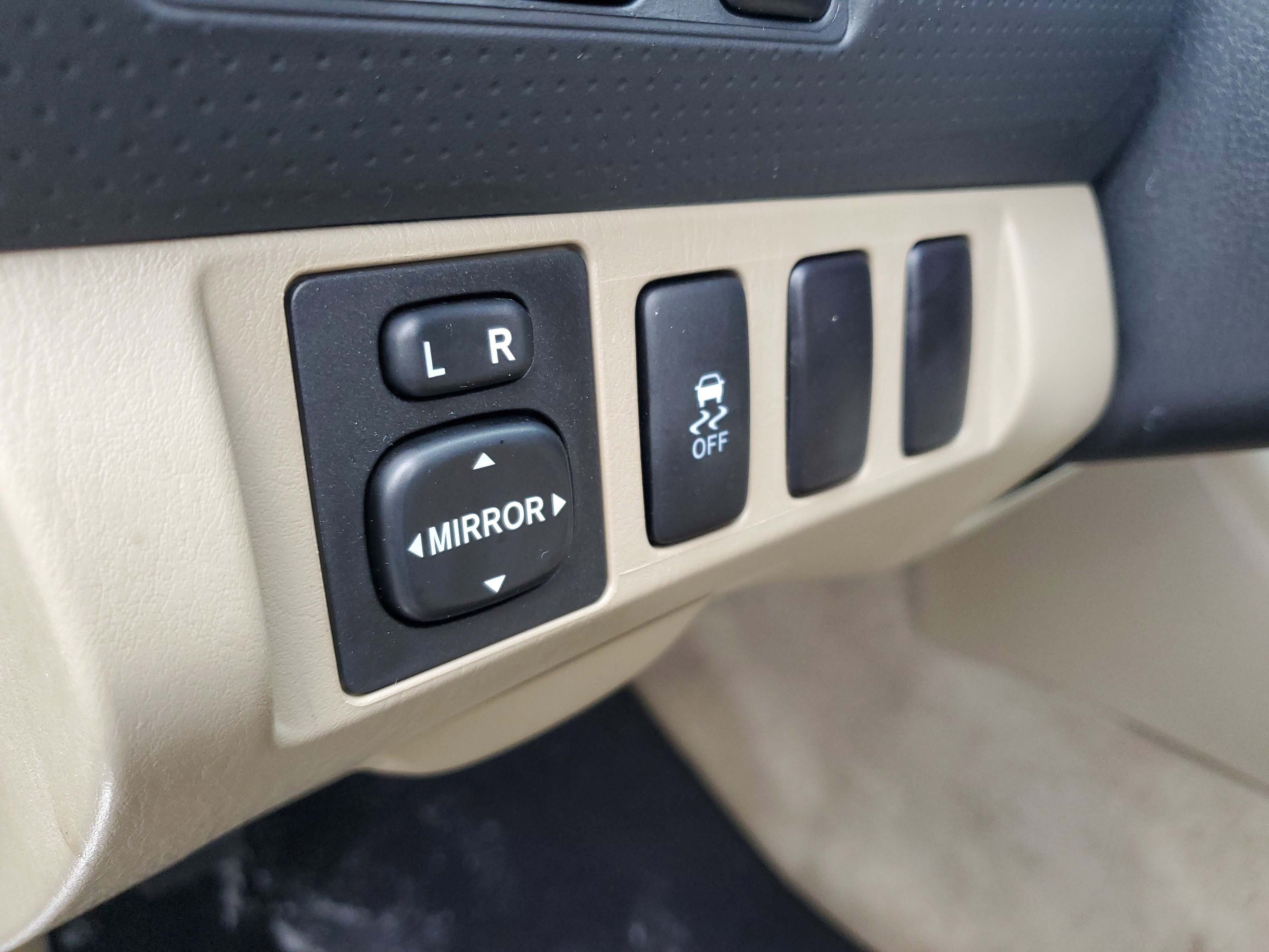 Used 2011 Toyota Tacoma PreRunner image 20