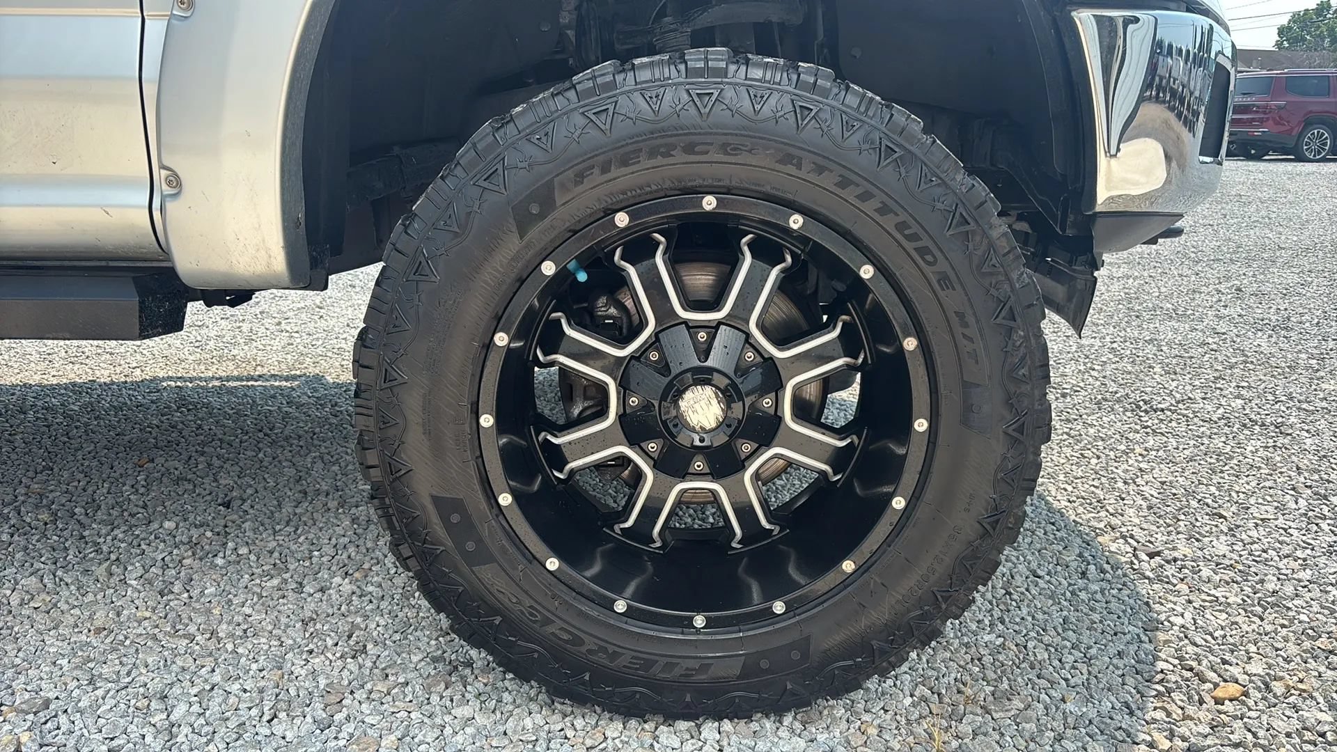Used 2018 Ford F150 XLT AWD/4WD image 9