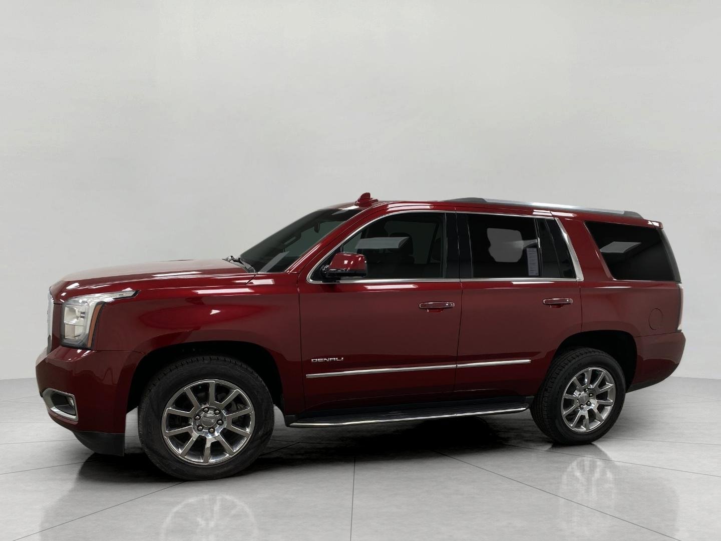 Used 2017 GMC Yukon Denali w/ Open Road Package image 10