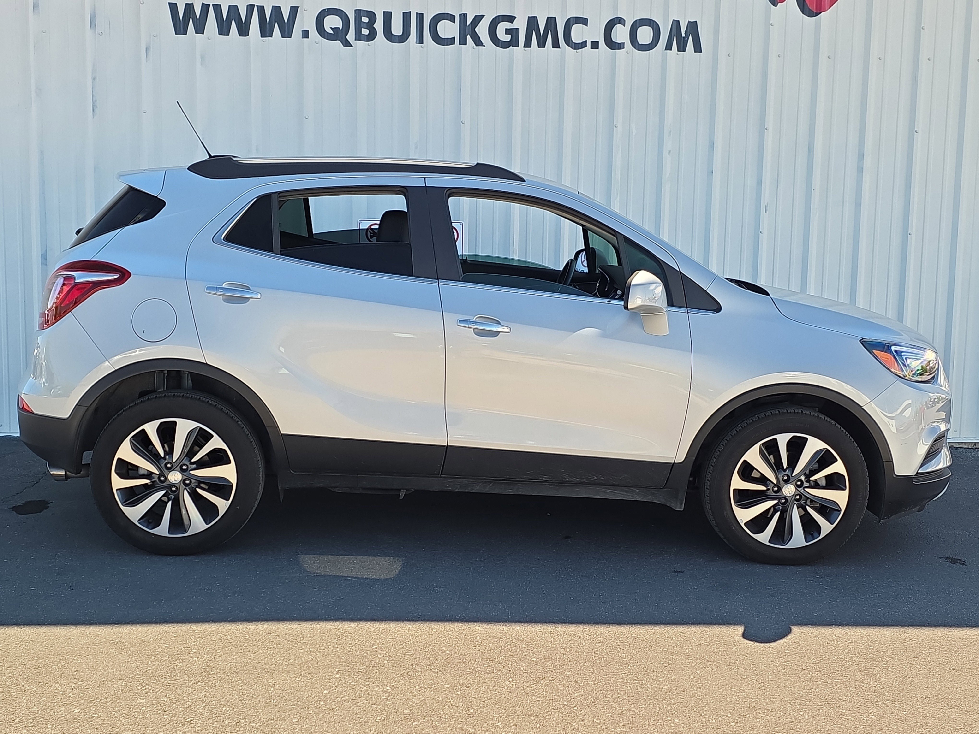 Used 2022 Buick Encore Preferred w/ Safety Package image 9