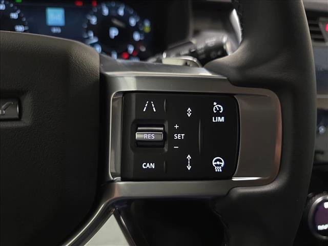 New 2026 Land Rover Discovery Limited Edition AWD/4WD image 20