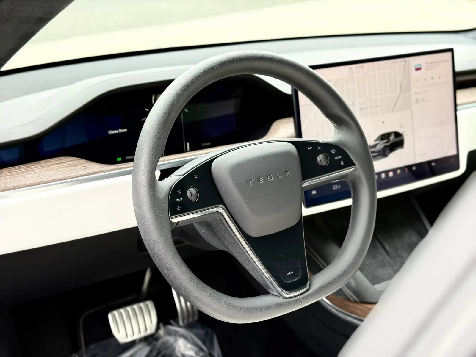 Used 2021 Tesla Model S Long Range AWD/4WD image 16