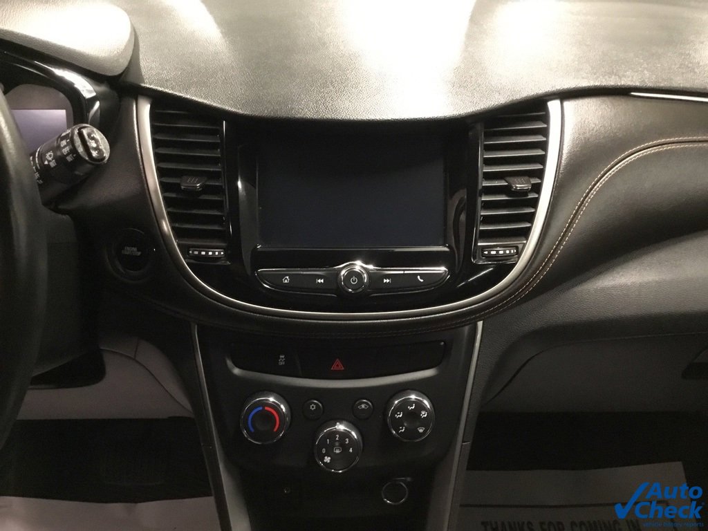 Used 2017 Chevrolet Trax LT w/ Driver Confidence Package image 50
