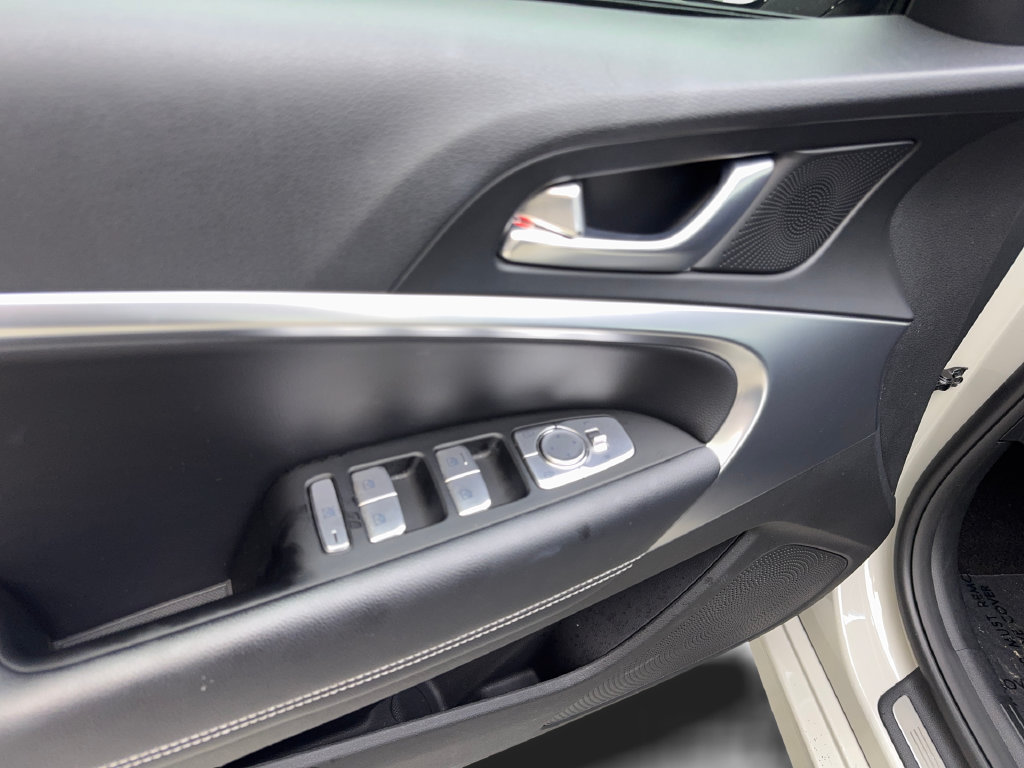 Used 2026 Genesis G70 2.5T RWD image 34