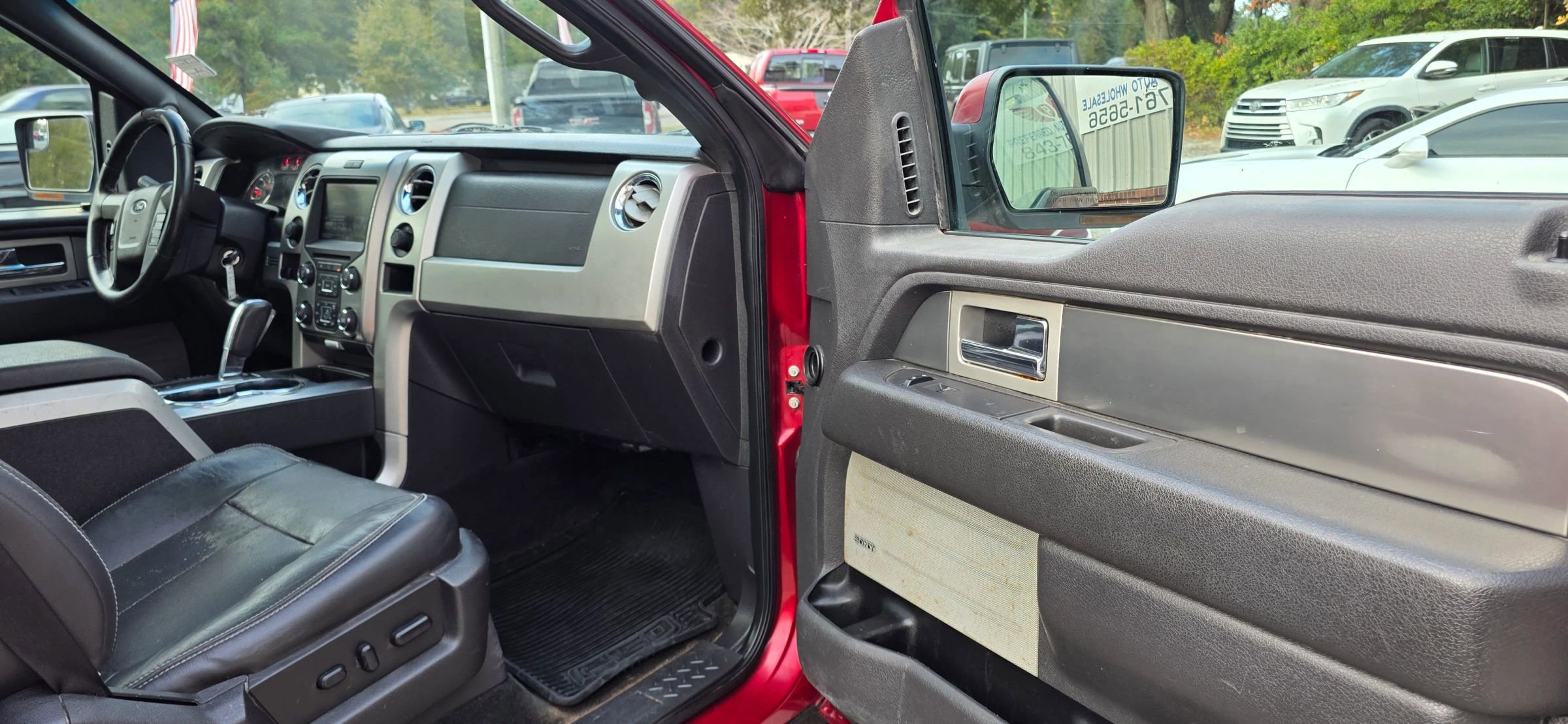 Used 2013 Ford F150 FX4 w/ Luxury Equipment Group AWD/4WD image 14