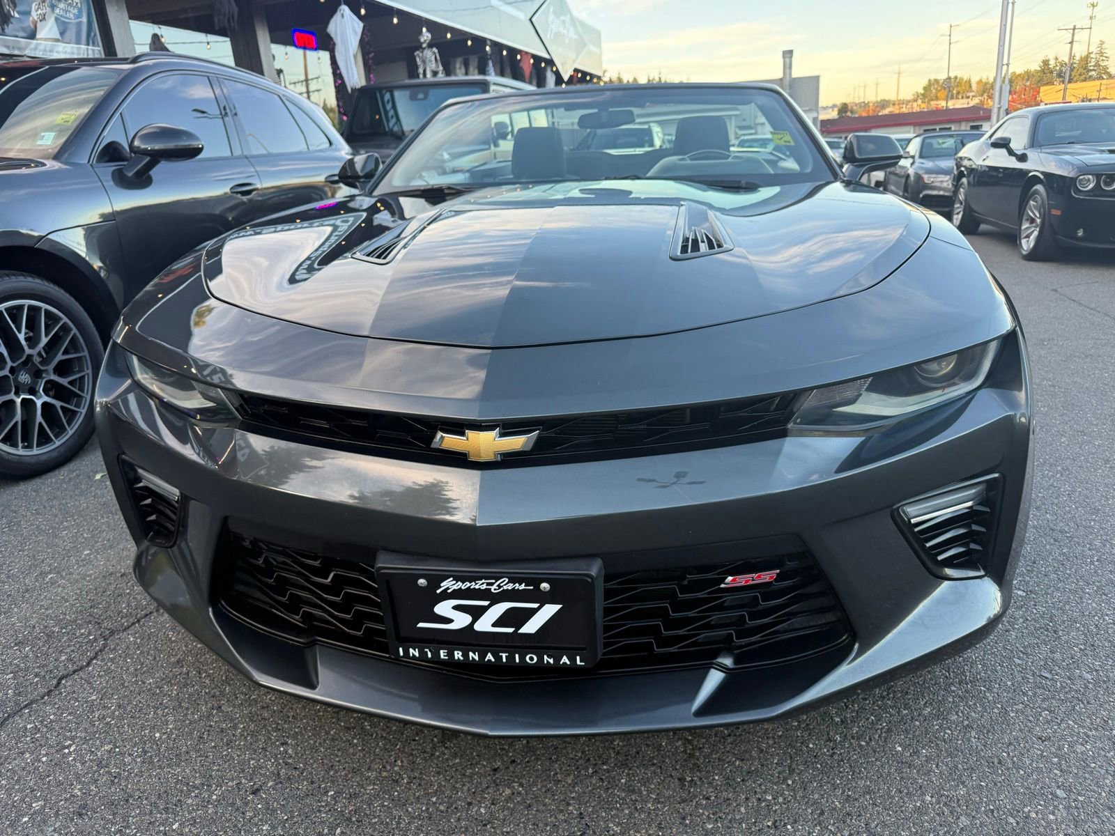 Used 2017 Chevrolet Camaro SS image 2