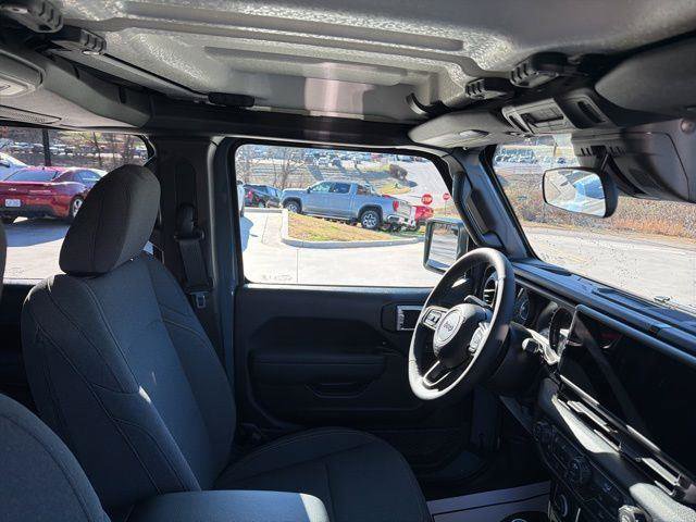 New 2026 Jeep Gladiator Willys image 31