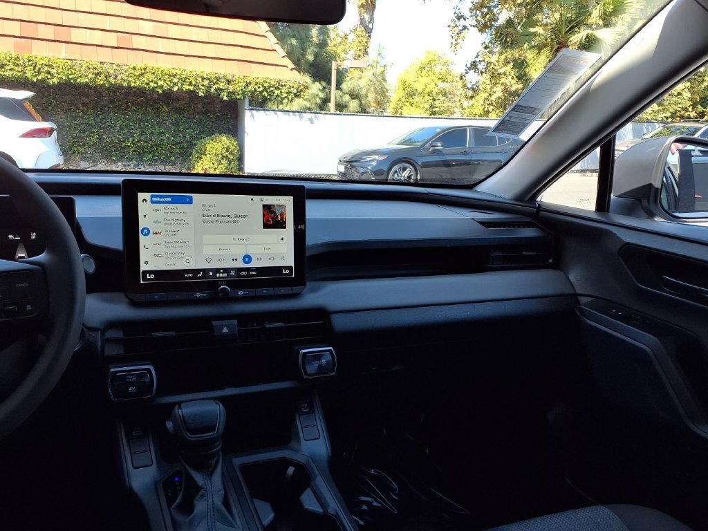 Used 2026 Toyota RAV4 LE FWD image 25